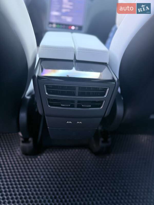 Позашляховик / Кросовер Tesla Model X 2020 в Харкові