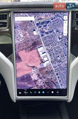 Внедорожник / Кроссовер Tesla Model X 2016 в 