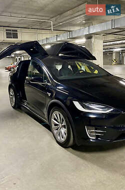 Позашляховик / Кросовер Tesla Model X 2017 в Запоріжжі