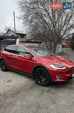 Позашляховик / Кросовер Tesla Model X 2017 в Києві