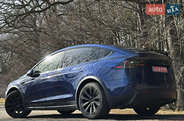 Позашляховик / Кросовер Tesla Model X 2023 в 