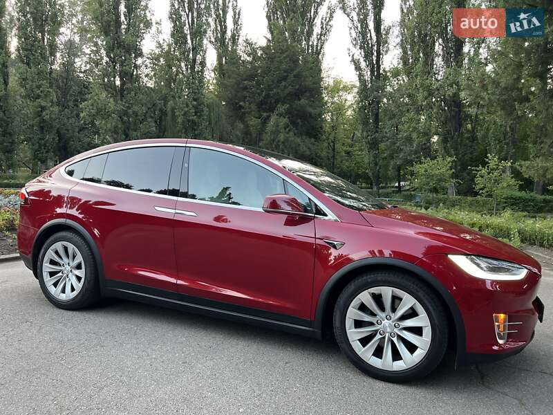 Внедорожник / Кроссовер Tesla Model X 2017 в Киеве