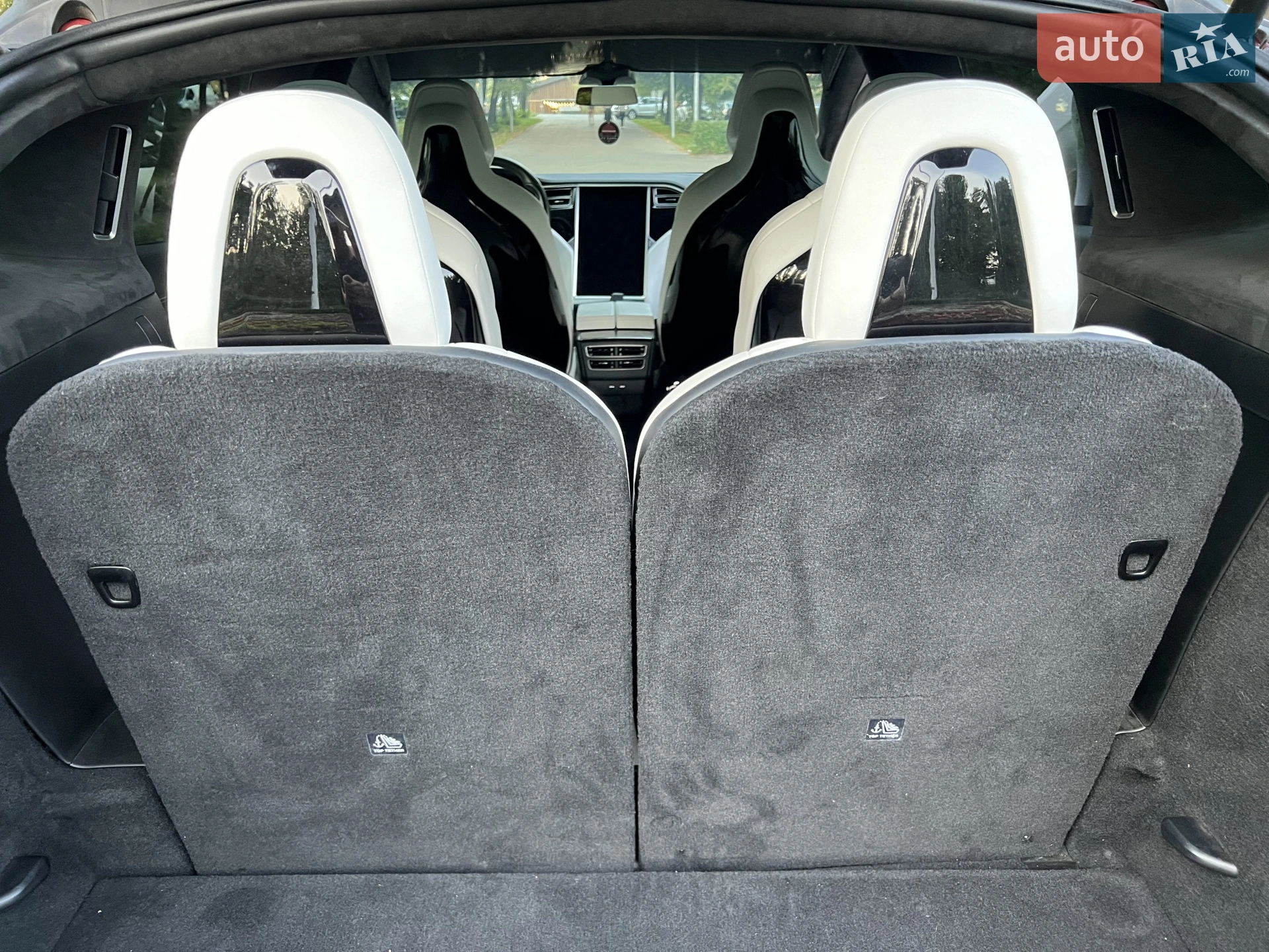 2017 Tesla Model X - мініатюра 19