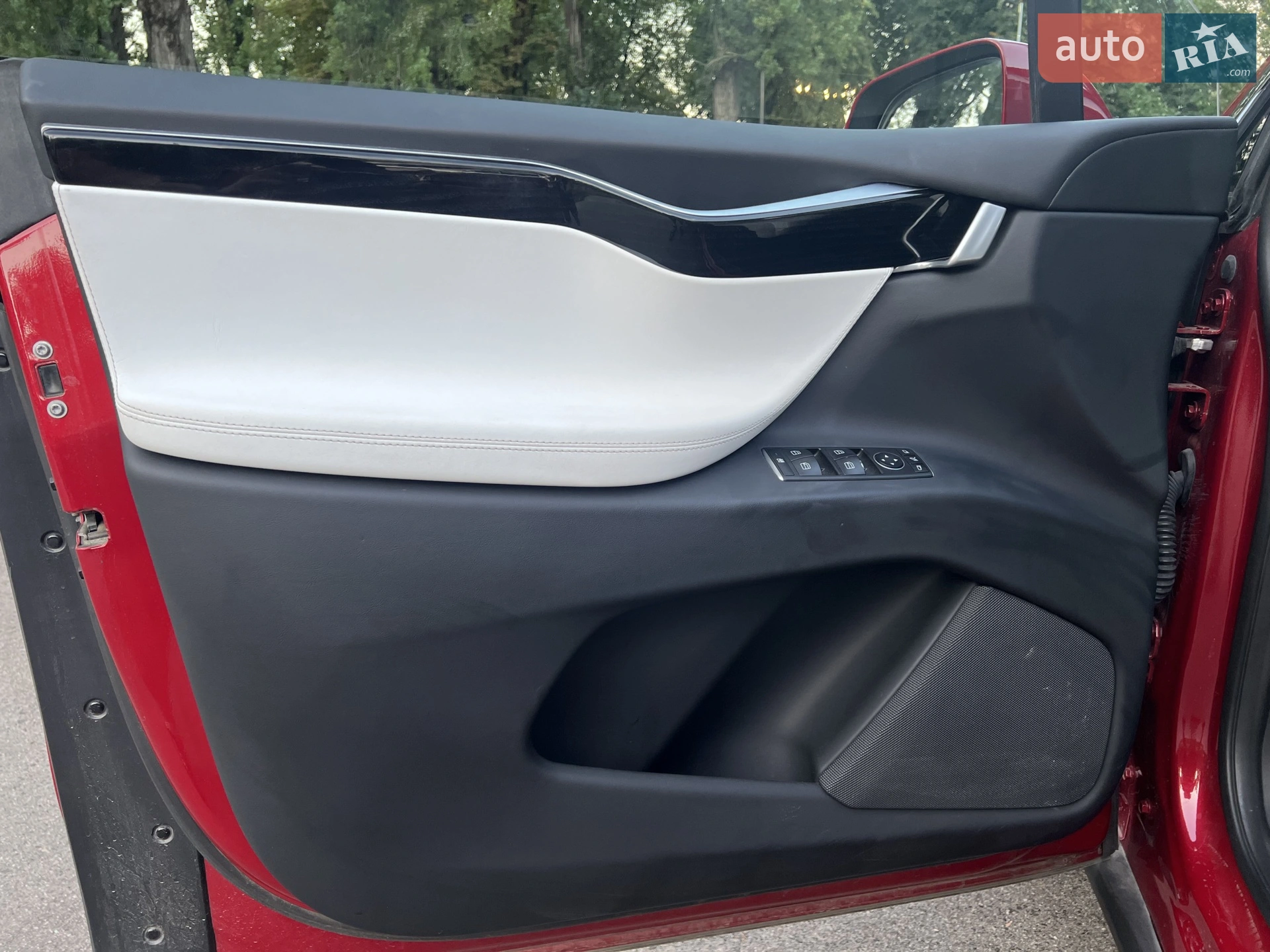 2017 Tesla Model X - мініатюра 26