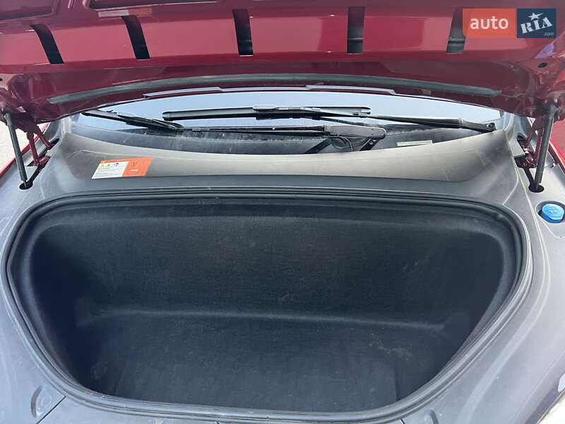 Внедорожник / Кроссовер Tesla Model X 2017 в Киеве