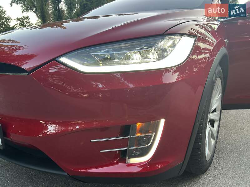 Внедорожник / Кроссовер Tesla Model X 2017 в Киеве