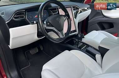 Внедорожник / Кроссовер Tesla Model X 2017 в 