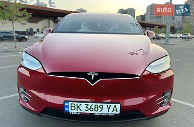Внедорожник / Кроссовер Tesla Model X 2017 в 