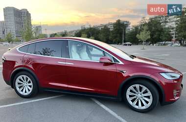Внедорожник / Кроссовер Tesla Model X 2017 в 