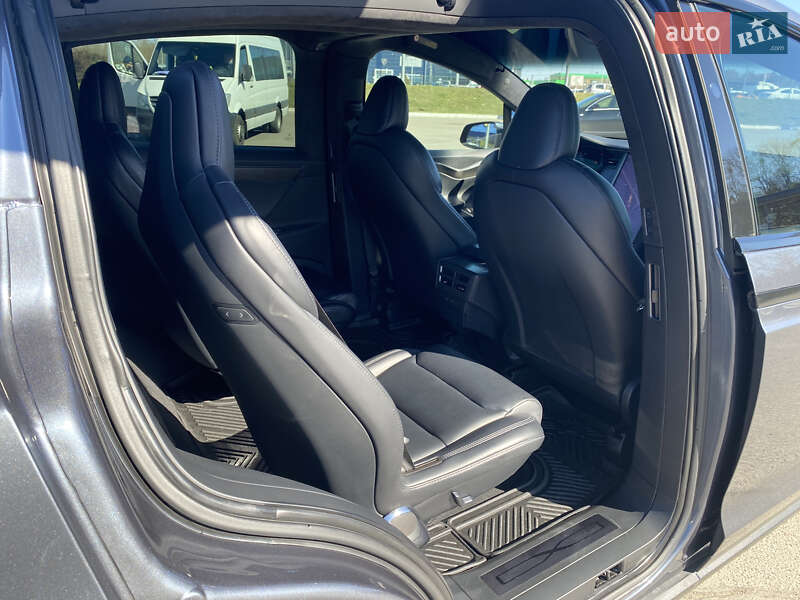 Внедорожник / Кроссовер Tesla Model X 2020 в Львове
