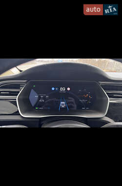 Внедорожник / Кроссовер Tesla Model X 2017 в 