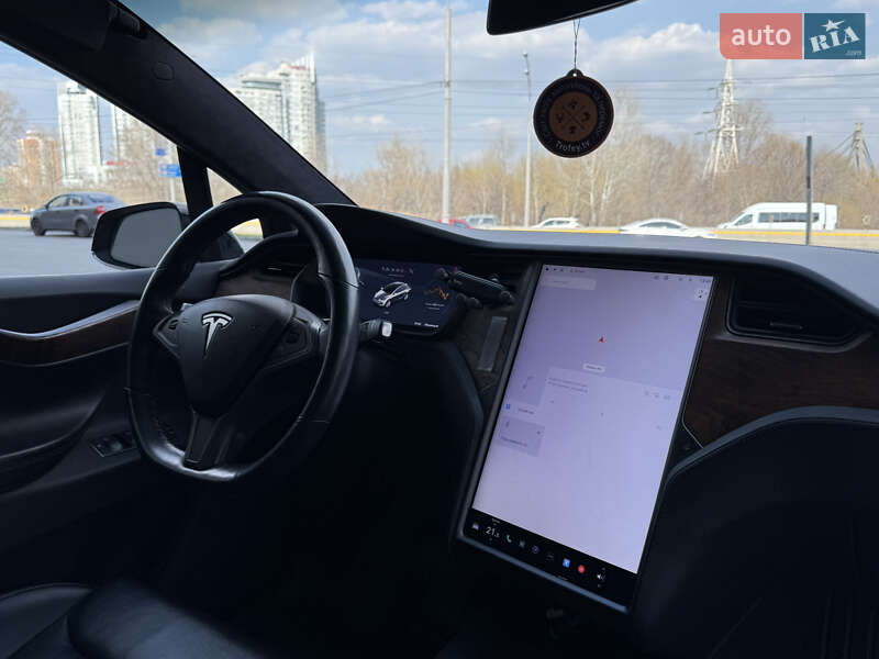 Позашляховик / Кросовер Tesla Model X 2019 в Києві