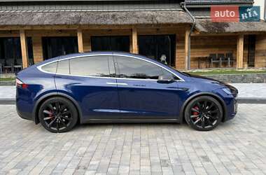 Позашляховик / Кросовер Tesla Model X 2016 в 