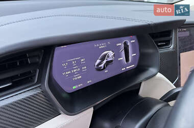 Позашляховик / Кросовер Tesla Model X 2019 в 