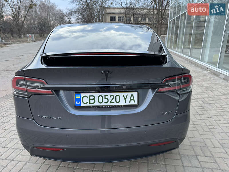Позашляховик / Кросовер Tesla Model X 2019 в Чернігові