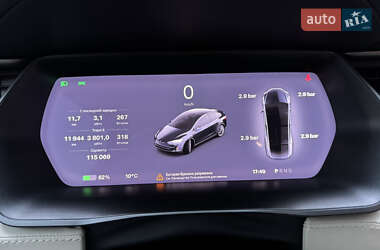 Позашляховик / Кросовер Tesla Model X 2019 в 