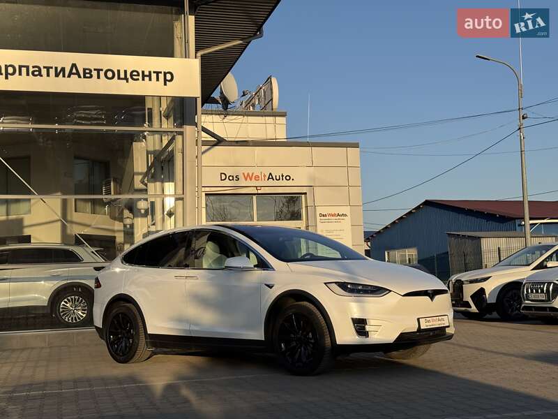 Позашляховик / Кросовер Tesla Model X 2020 в Чернівцях фото 3 Позашляховик / Кросовер Tesla Model X 2020 в Чернівцях