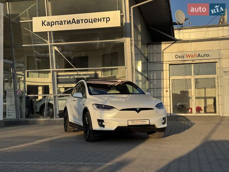 Позашляховик / Кросовер Tesla Model X 2020 в Чернівцях фото 4 Позашляховик / Кросовер Tesla Model X 2020 в Чернівцях