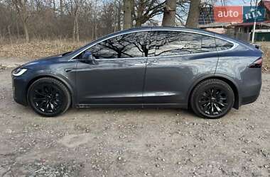 Внедорожник / Кроссовер Tesla Model X 2018 в 