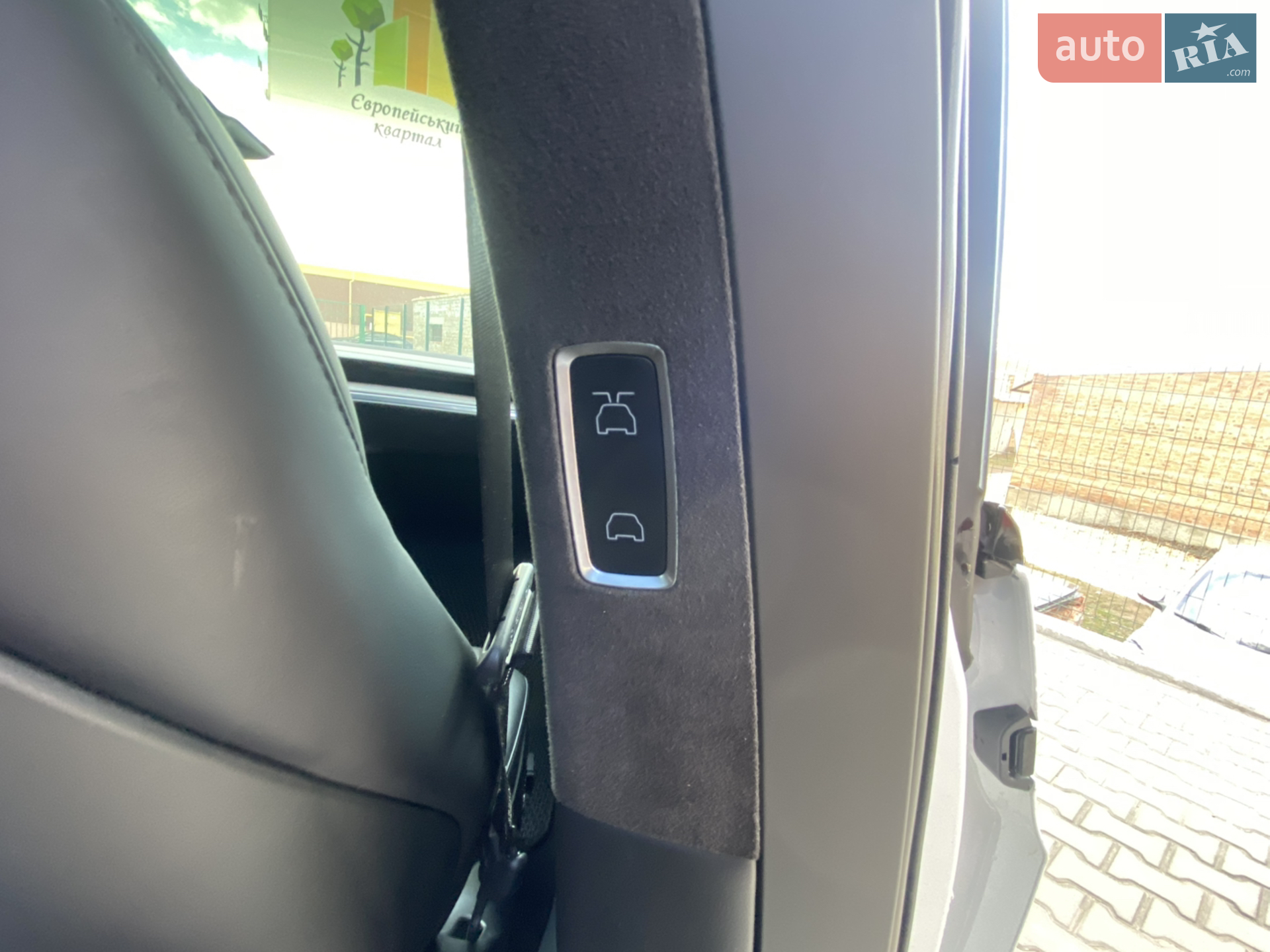 2021 Tesla Model X - мініатюра 24