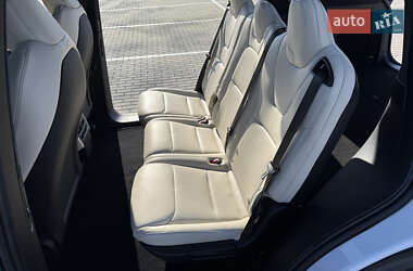 Позашляховик / Кросовер Tesla Model X 2020 в 