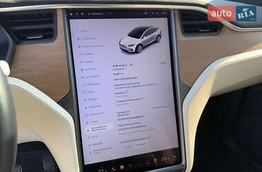 Позашляховик / Кросовер Tesla Model X 2020 в 