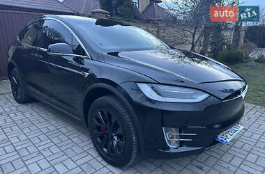 Внедорожник / Кроссовер Tesla Model X 2018 в 