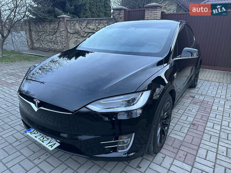 Позашляховик / Кросовер Tesla Model X 2018 в Хмельницькому