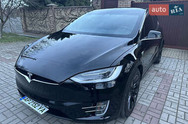 Внедорожник / Кроссовер Tesla Model X 2018 в 