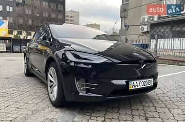 Внедорожник / Кроссовер Tesla Model X 2019 в 