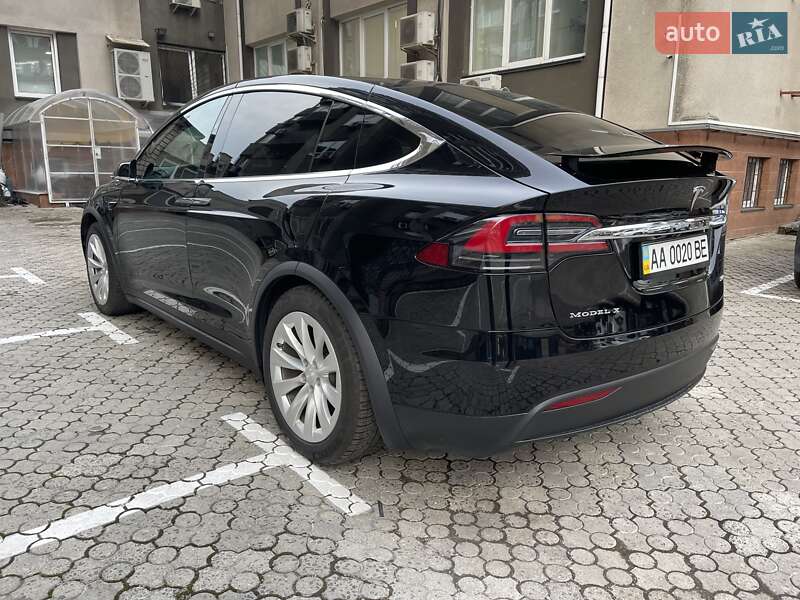 Позашляховик / Кросовер Tesla Model X 2019 в Києві фото 9 Позашляховик / Кросовер Tesla Model X 2019 в Києві