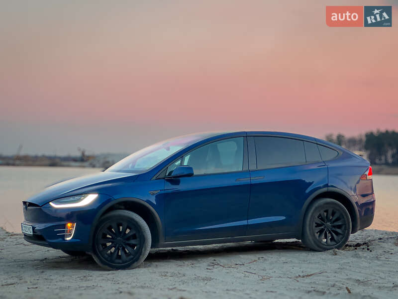 Внедорожник / Кроссовер Tesla Model X 2016 в Львове