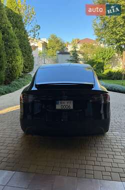 Позашляховик / Кросовер Tesla Model X 2020 в 
