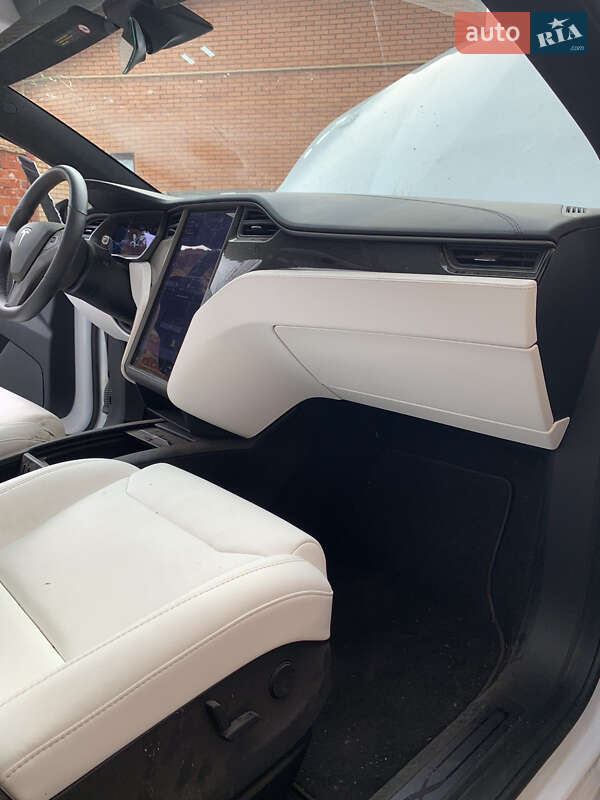 Внедорожник / Кроссовер Tesla Model X 2019 в Харькове
