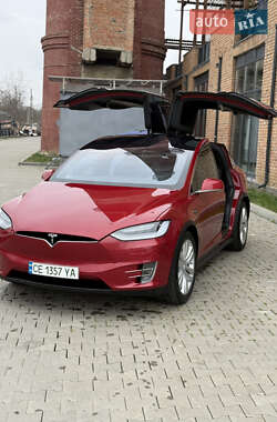 Позашляховик / Кросовер Tesla Model X 2016 в 