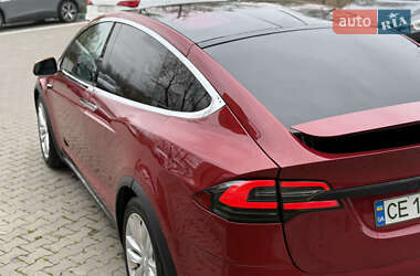 Позашляховик / Кросовер Tesla Model X 2016 в 
