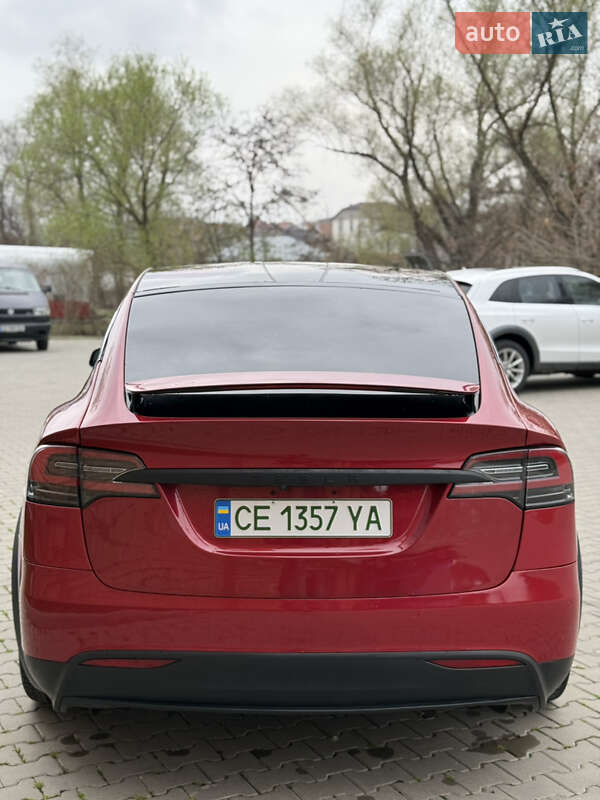 Позашляховик / Кросовер Tesla Model X 2016 в Чернівцях