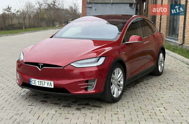 Позашляховик / Кросовер Tesla Model X 2016 в 