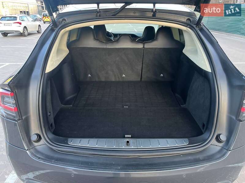 Внедорожник / Кроссовер Tesla Model X 2018 в Киеве