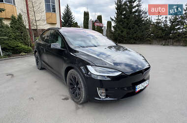 Позашляховик / Кросовер Tesla Model X 2017 в 