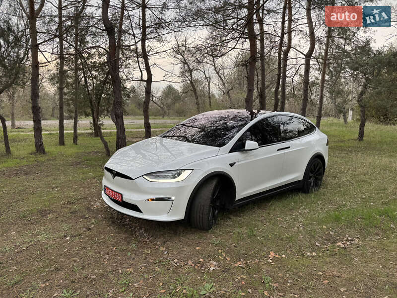 Позашляховик / Кросовер Tesla Model X 2023 в 