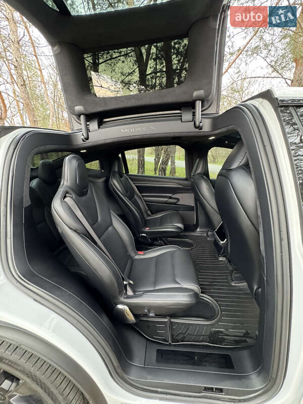 Внедорожник / Кроссовер Tesla Model X 2023 в Днепре
