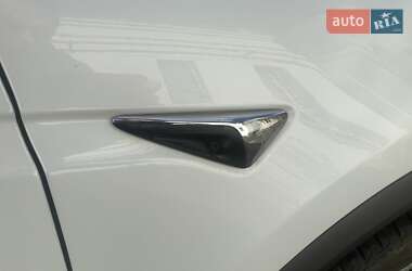 Внедорожник / Кроссовер Tesla Model X 2016 в 