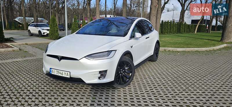 Позашляховик / Кросовер Tesla Model X 2017 в Харкові