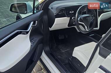 Позашляховик / Кросовер Tesla Model X 2017 в Харкові