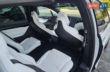 Позашляховик / Кросовер Tesla Model X 2017 в Харкові