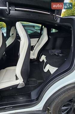 Позашляховик / Кросовер Tesla Model X 2017 в Харкові