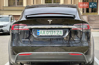 Внедорожник / Кроссовер Tesla Model X 2018 в 