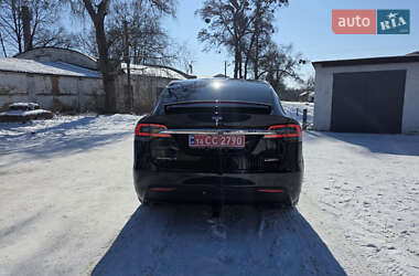 Позашляховик / Кросовер Tesla Model X 2019 в 