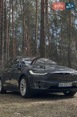 Внедорожник / Кроссовер Tesla Model X 2020 в 